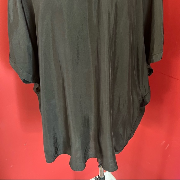 Tommy Bahama Silk Tunic Top - Picture 5 of 12